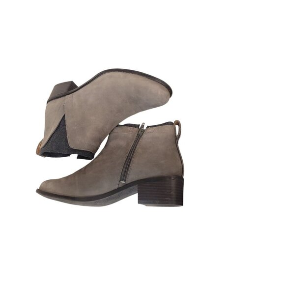 Vionic Women’s Jocelyn Suede Gray Weather Resistant Side Zip Booties  Size 9.5 - Picture 5 of 9